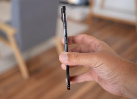 Бургер за 3 тыс и карандаш из «Икеа» за 1,2 млн: россияне шутят над санкциями