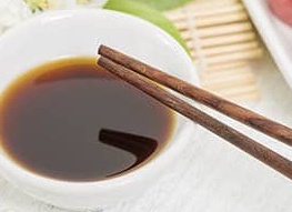 8 здоровых альтернатив соевому соусу