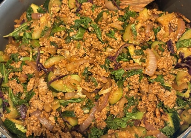 3 рецепта простых блюд из продуктов, которые есть в каждом холодильнике