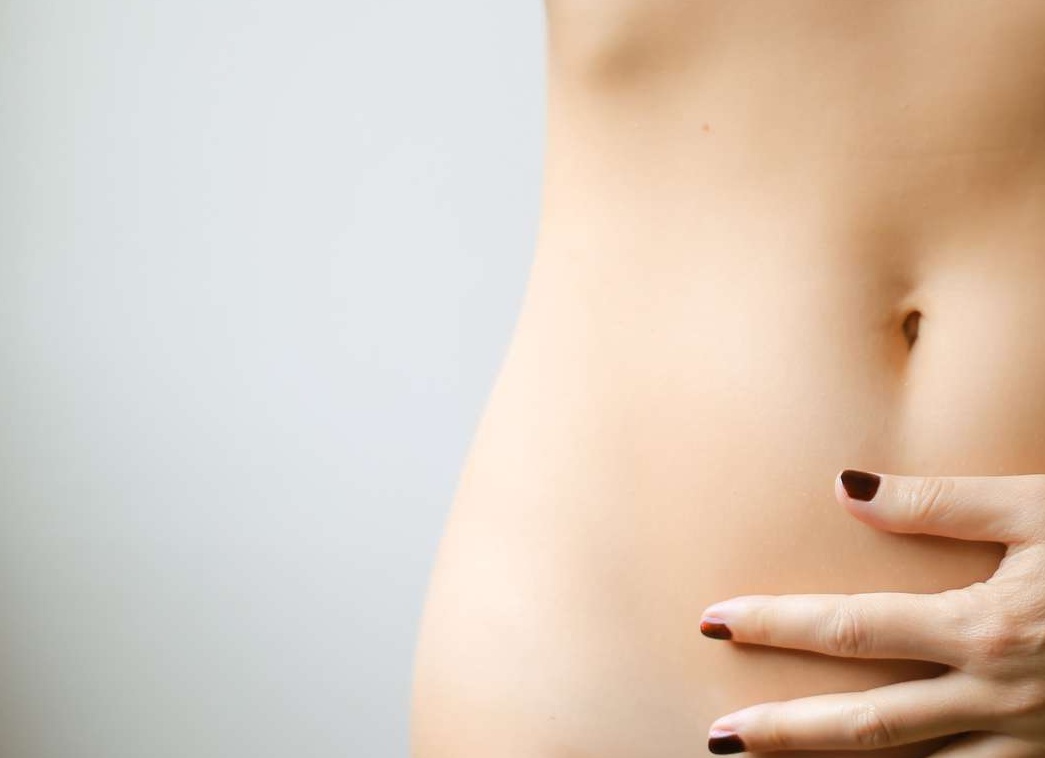 Без лекарств: 3 способа быстрее справиться с отравлением